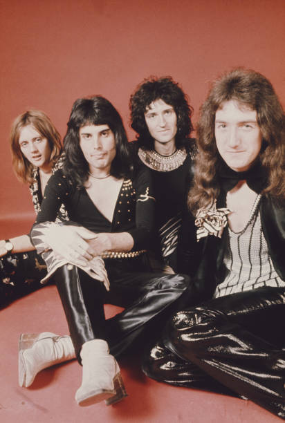 QUEEN Mystery Gift